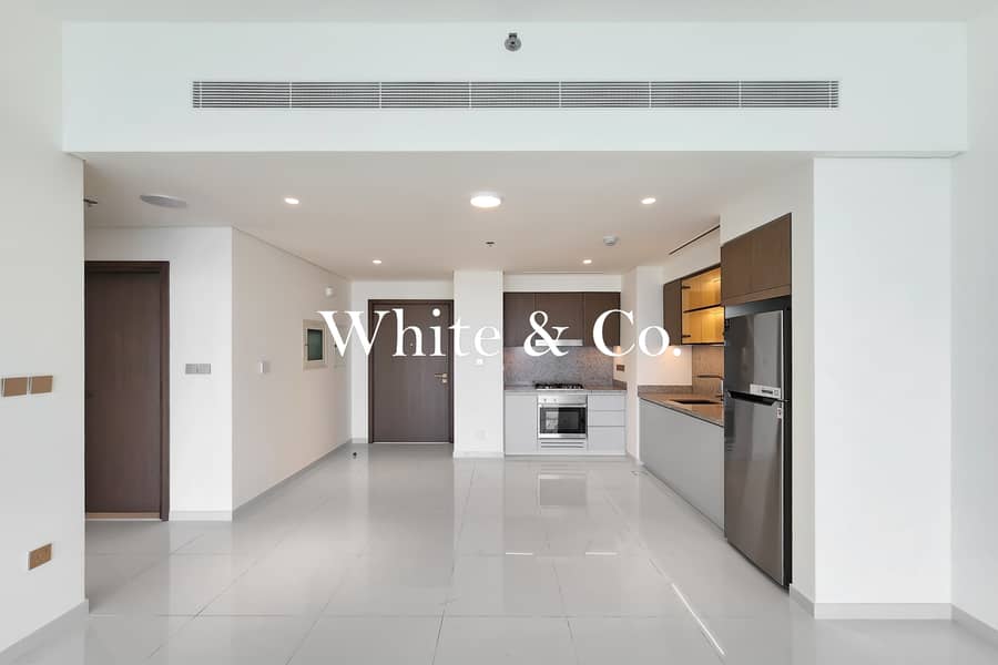 Appartamento a Dubai Harbour,Emaar Beachfront,Grand Bleu Towers,Grand Bleu Tower 1, 1 camera da letto, 2450000 AED - 16129045 Appartamento a Dubai Harbour,Emaar Beachfront,Grand Bleu Towers,Grand Bleu Tower 1, 1 camera da letto, 2450000 AED - 16129045