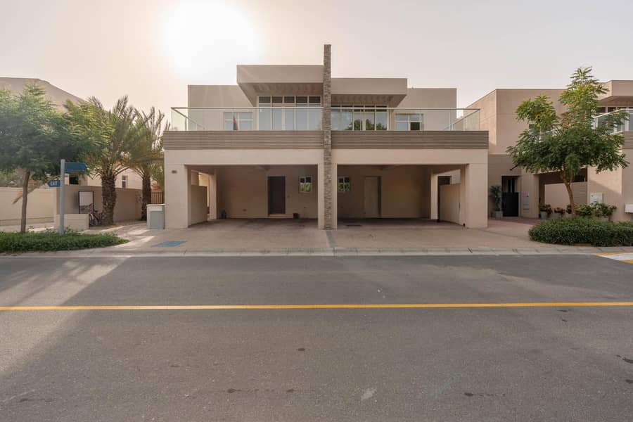 4 BR Villa | Maintenance DSO | 4-cheques 4 BR Villa | Maintenance DSO | 4-cheques