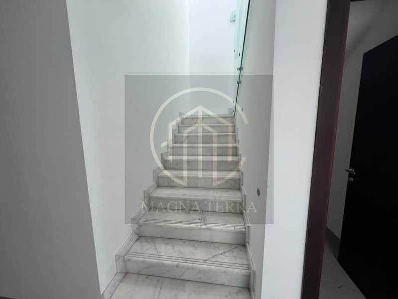 10 stairs2. jpeg