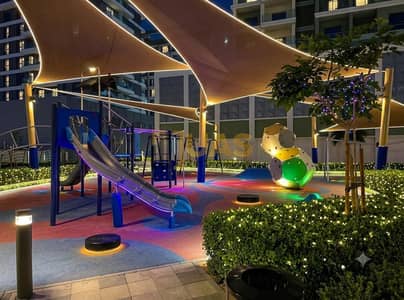 2 habitaciones Apartamento para en Alquiler en Jumeirah Garden City, Dubai - 442224. jpg