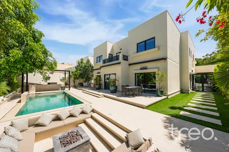 5 Bedroom Villa for Sale in The Meadows, Dubai - Watermarked-56. jpg