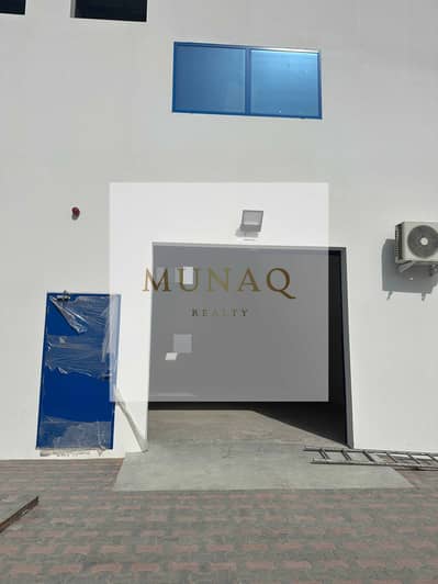 Warehouse para en Alquiler en Al Qusais, Dubai - tempImageXZKh4K. jpg