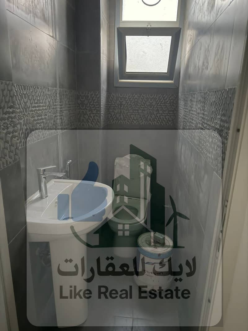 8 1000710460. jpg