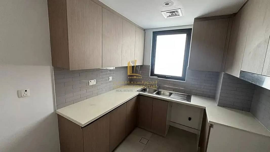 18 846544006-1066x800. webp