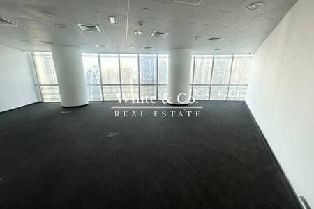 Office para en Alquiler en Jumeirah Lake Towers (JLT), Dubai - Oficina en Jumeirah Lake Towers (JLT)，Almas Tower, 300000 AED - 16130383