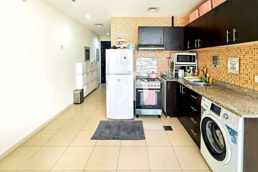 8 images image img