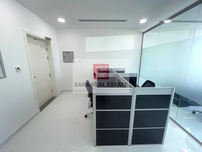 10 1.3 Entrance with Workspace. jpeg