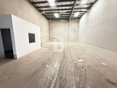 Warehouse para en Alquiler en Dubai Investments Park (DIP), Dubai - Almacén en Dubai Investments Park (DIP)，Dubai Investments Park 2, 163000 AED - 16131358