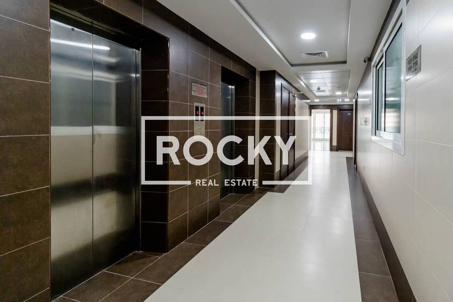 17 Rocky Real Estate -Al warqa 1 - Melhoof 7 - Apartment (2 of 4). JPG