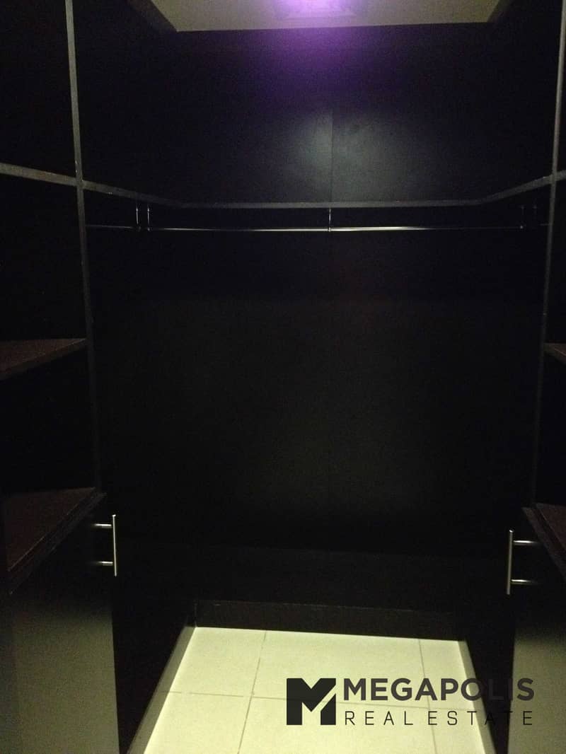 22 Flat 11. JPG