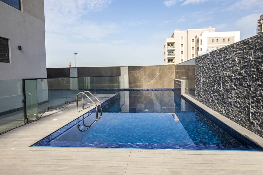 13 swimming pool. jpg