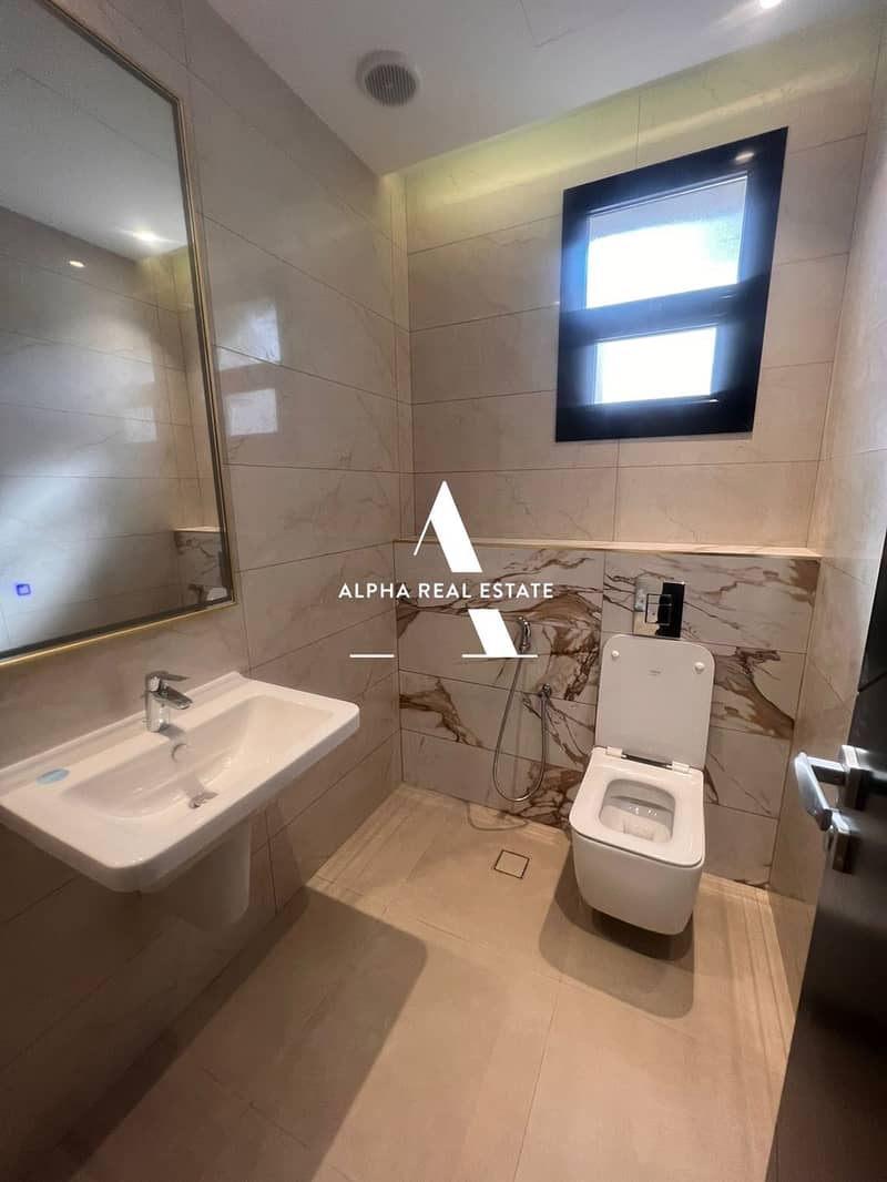 11 0e7fe66e-6660-4963-adac-ce642d6c1eff. jpg
