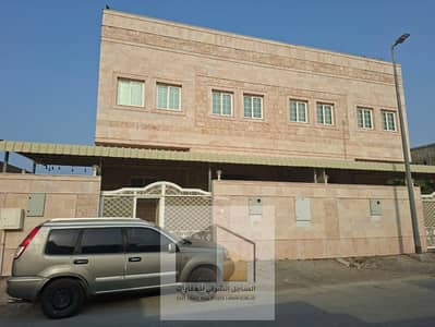فیلا 10+ غرف نوم للبيع في كلباء، الشارقة - photo_2026-08-10_18-41-45. jpg فیلا 10+ غرف نوم للبيع في كلباء، الشارقة - photo_2026-08-10_18-41-45. jpg