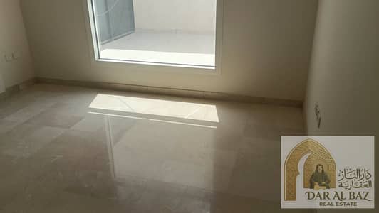 2 Schlafzimmer Penthouse zum zur Miete in Al Qulayaah, Sharjah - WhatsApp Image 2026-08-10 at 18.22. 00 (1). jpeg 2 Schlafzimmer Penthouse zum zur Miete in Al Qulayaah, Sharjah - WhatsApp Image 2026-08-10 at 18.22. 00 (1). jpeg