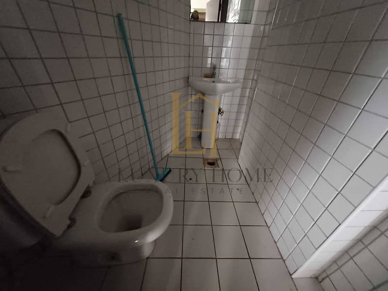 4 1000269693. jpg