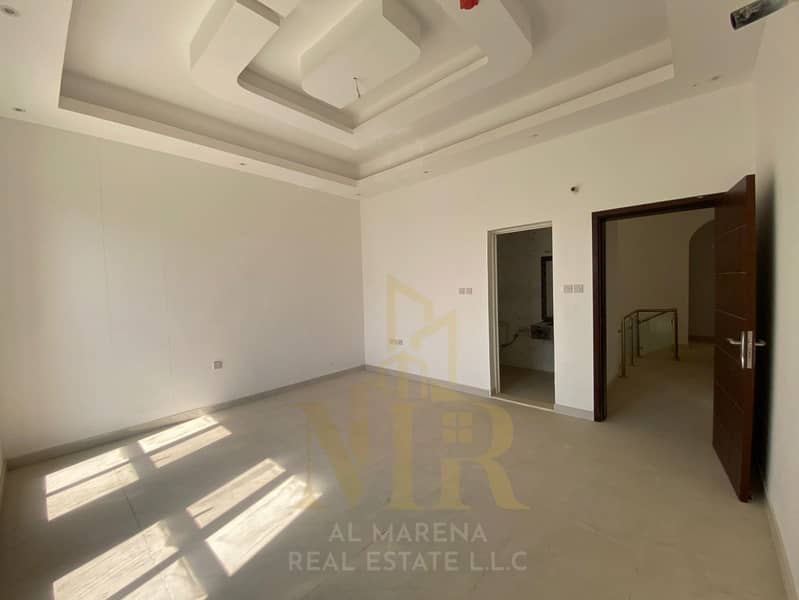 30 64199e45-d4e4-4d52-803a-9da6dc77ab02. jpg