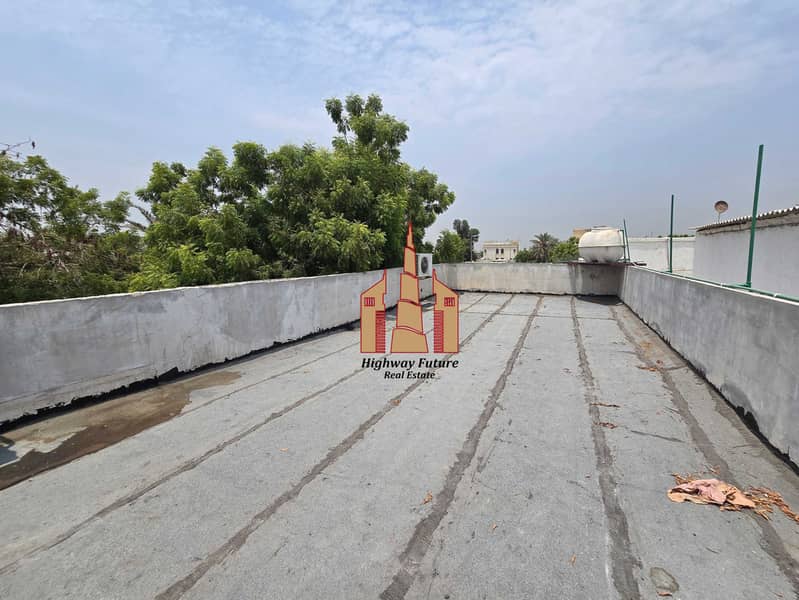 1000555047. jpg 1000555047. jpg