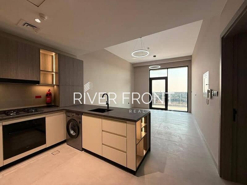 2 b58831e4-440c-4de0-9ac7-704402f16368. jpg