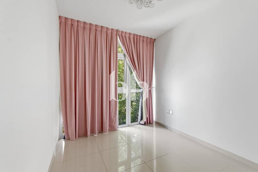 9 images image img