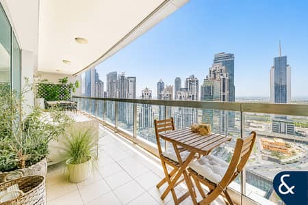 2 Bedroom Flat for Sale in Downtown Dubai, Dubai - Vacant | High Floor | Balcony | Open Views