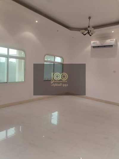 4 Bedroom Villa for Rent in King Faisal Street, Umm Al Quwain - WhatsApp Image 2026-08-10 at 1.37. 43 PM. jpeg 4 Bedroom Villa for Rent in King Faisal Street, Umm Al Quwain - WhatsApp Image 2026-08-10 at 1.37. 43 PM. jpeg