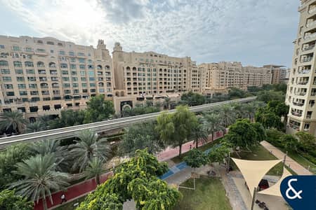 1 Bedroom Flat for Sale in Palm Jumeirah, Dubai - One Bedroom | Park Facing | Beach Access