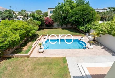 3 Camere Villa in affitto a Jumeirah Park, Dubai - Photo 1