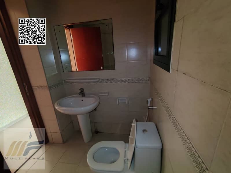 22 ec8cbea9-f8a4-476d-8429-c64705573b4a. jpg