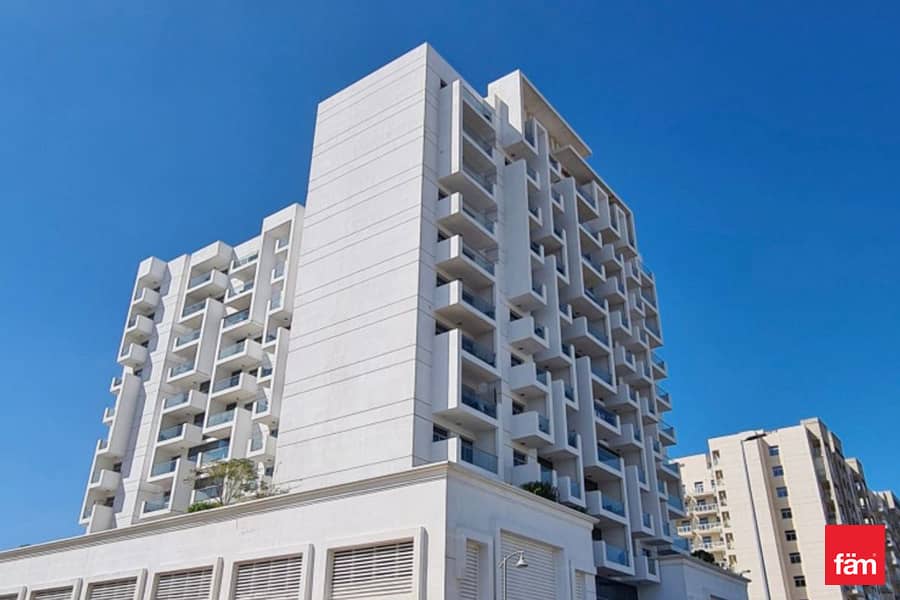 Fully Furnished| Ready To Move In| Prime Location Fully Furnished| Ready To Move In| Prime Location