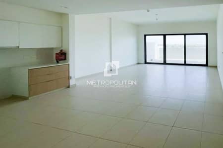 2 Bedroom Apartment for Sale in Dubai South, Dubai - Urgent sale| Biggest layout | Vacant | Big Terrace
