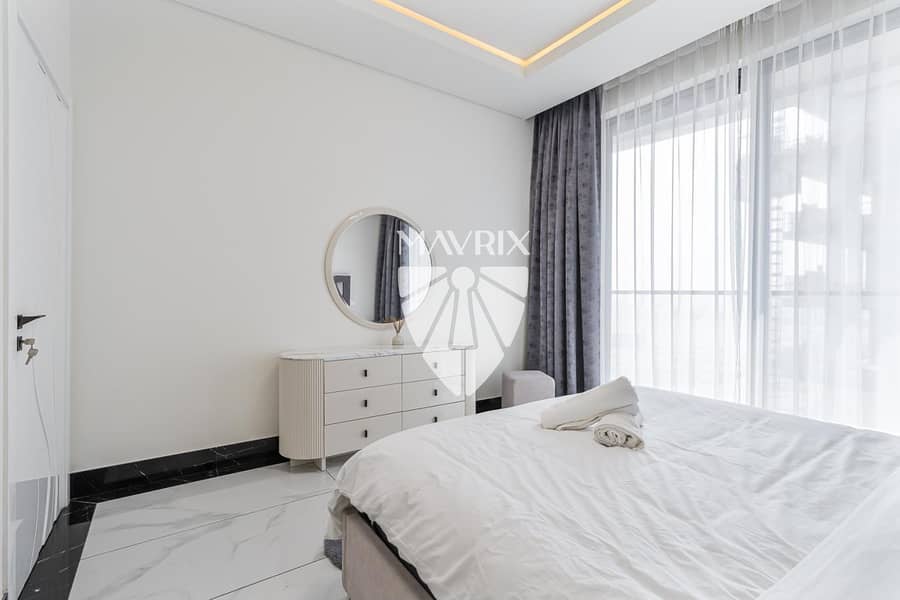 9 Image 9