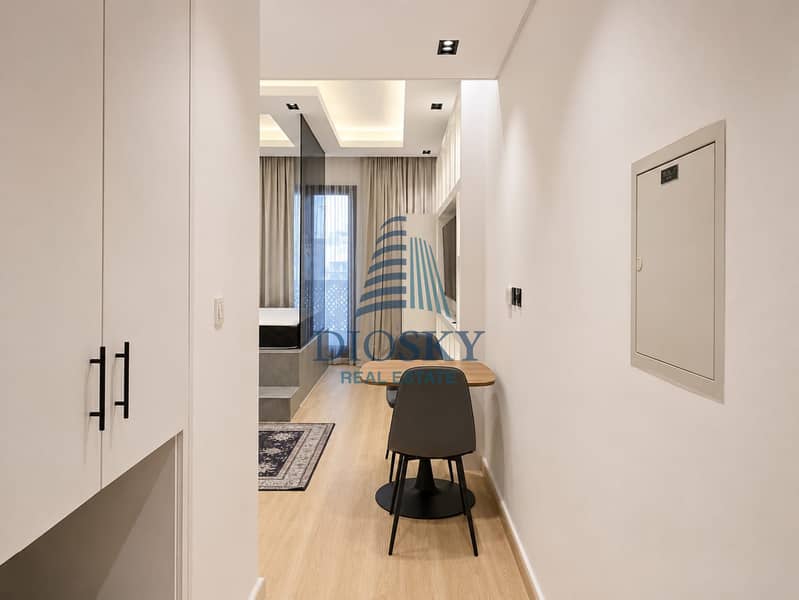 7 Image 7