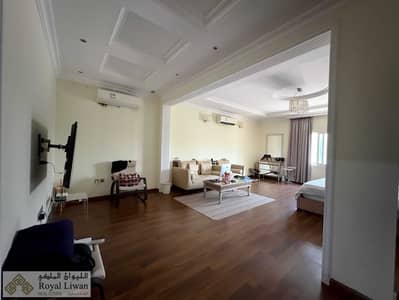 9 Camere Villa in affitto a Umm Suqeim, Dubai - 1. jpg 9 Camere Villa in affitto a Umm Suqeim, Dubai - 1. jpg