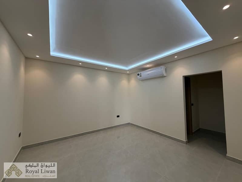 7 d2cffc59-44bd-4c21-bcd1-9ce172095d39. jpg