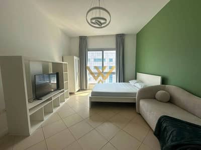 Studio for Rent in Dubai Marina, Dubai - Bright & Stylish | Fully Furnished | Studio