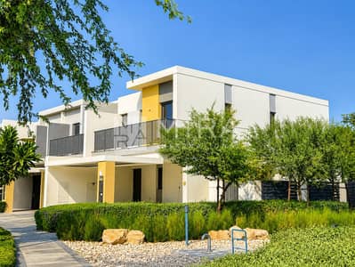 4 Slaapkamers Townhouse te Koop in Tilal Al Ghaf, Dubai - s303azafyevv60aqh8n01hsoj42nq6x2