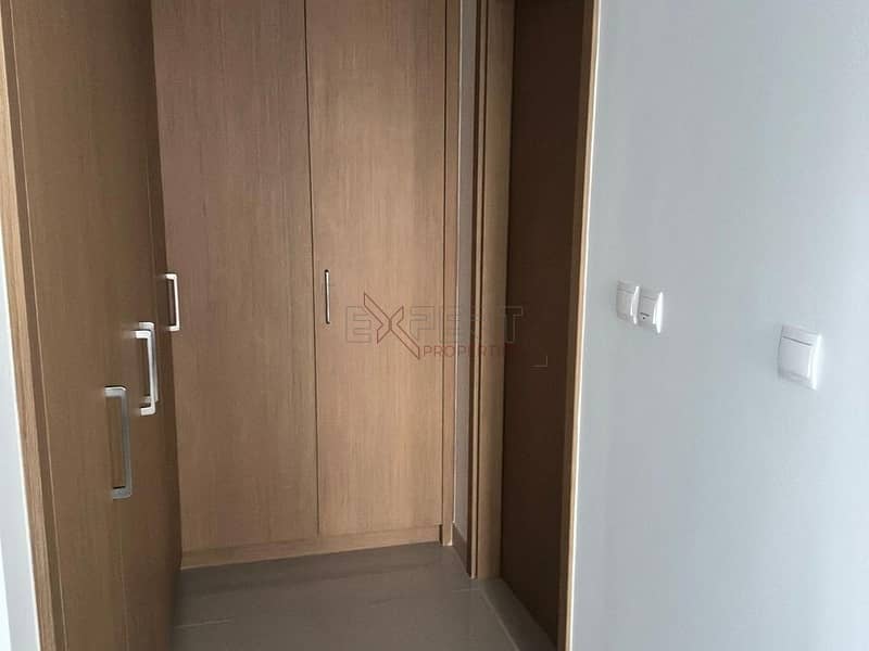 10 Image 10