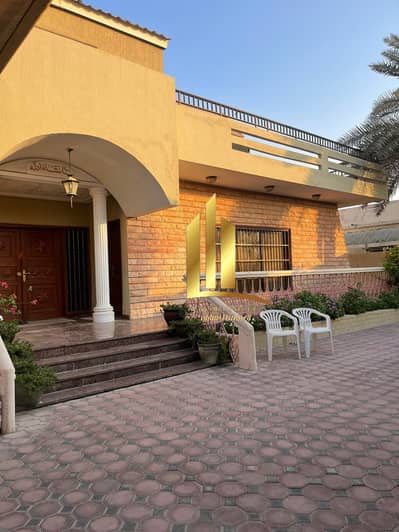 8 Camere Villa in vendita a Al Darari, Sharjah - WhatsApp Image 2026-08-11 at 1.38. 03 PM (3). jpeg 8 Camere Villa in vendita a Al Darari, Sharjah - WhatsApp Image 2026-08-11 at 1.38. 03 PM (3). jpeg