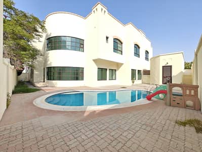 4 Schlafzimmer Villa zum zur Miete in Al Khalidiyah, Abu Dhabi - IMG_20260810_230926. jpg