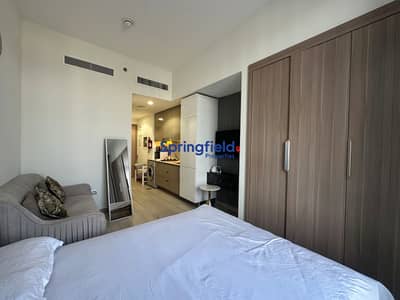 Studio de  à à vendre à Meydan, Dubai - Appartement à Meydan，Meydan One，Azizi Riviera，Azizi Riviera 1, 615000 AED - 16139204