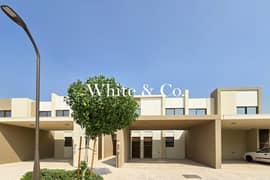 Close to Pool | Open-Kitchen l Landscaped