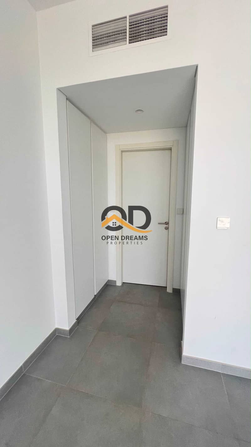 7 ca4aa448-cafd-4bd7-a127-16d90104d377. jpg
