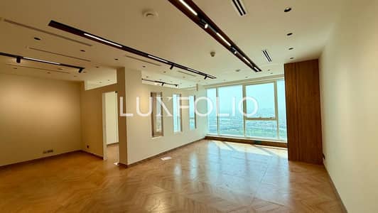 Office for Sale in Business Bay, Dubai - Vacant I Renovated I Fitted office Office for Sale in Business Bay, Dubai - Vacant I Renovated I Fitted office