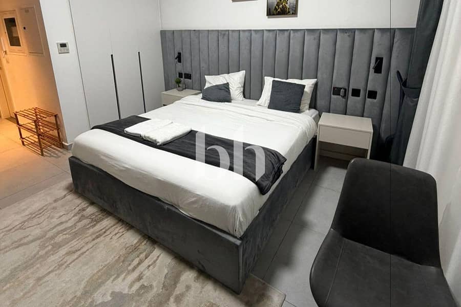 12 images image img