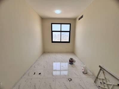 1 habitación Apartamento para en Alquiler en Al Jurf, Ajman - WhatsApp Image 2026-07-30 at 12.56. 36 PM (1). jpeg 1 habitación Apartamento para en Alquiler en Al Jurf, Ajman - WhatsApp Image 2026-07-30 at 12.56. 36 PM (1). jpeg