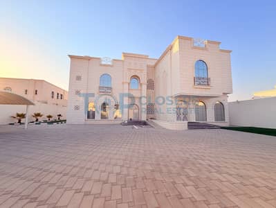 6 Bedroom Villa for Rent in Sheibat Al Watah, Al Ain - Driver Room | 6 Masters Bedrooms | Front Yard