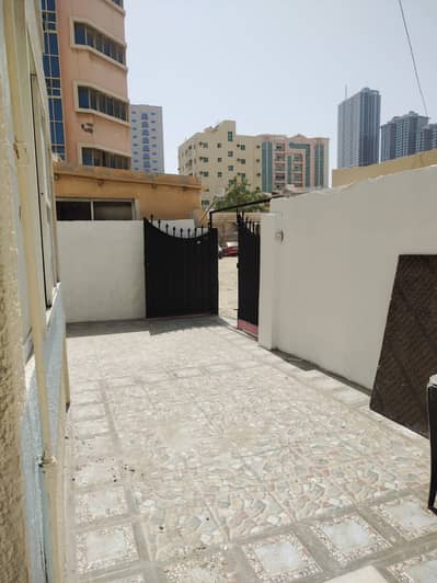 سكن عمال للبيع في كورنيش عجمان، عجمان - fd84a966-c91c-47db-adb3-7c1b245ea2ea. jpg سكن عمال للبيع في كورنيش عجمان، عجمان - fd84a966-c91c-47db-adb3-7c1b245ea2ea. jpg