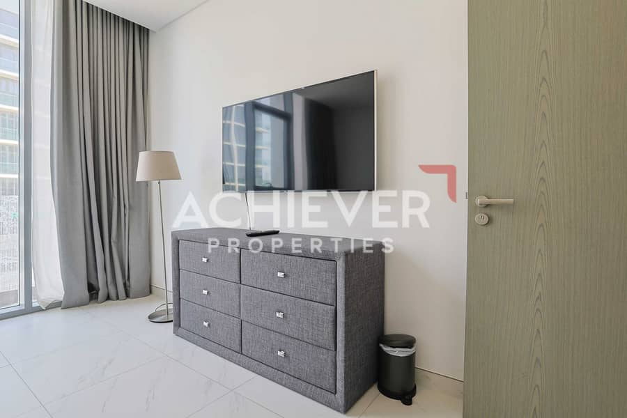 17 R15 308 (9 of 32). jpg