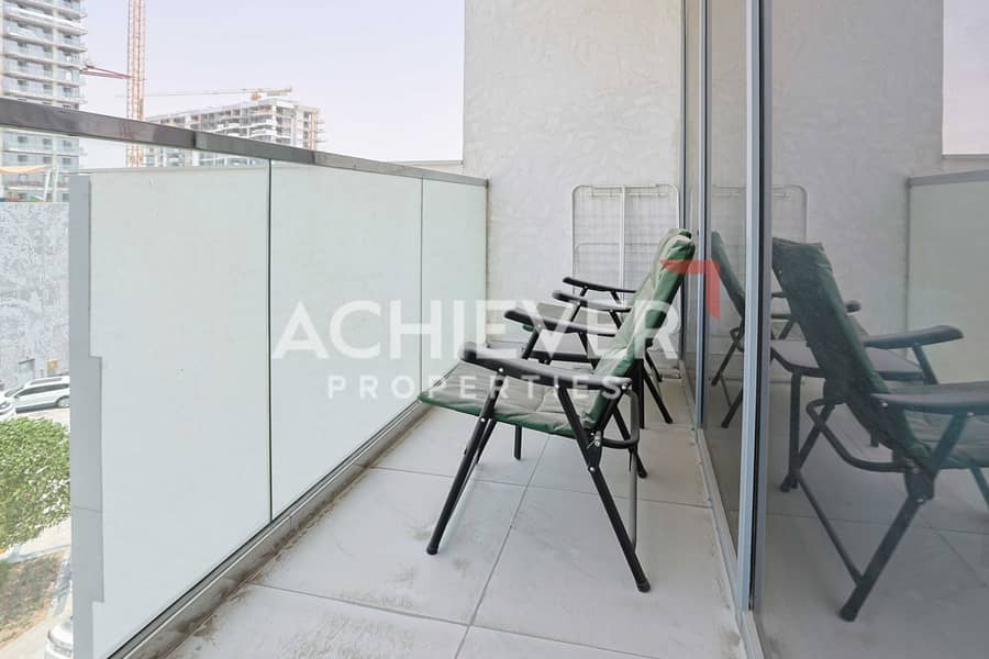 26 R15 308 (24 of 32). jpg