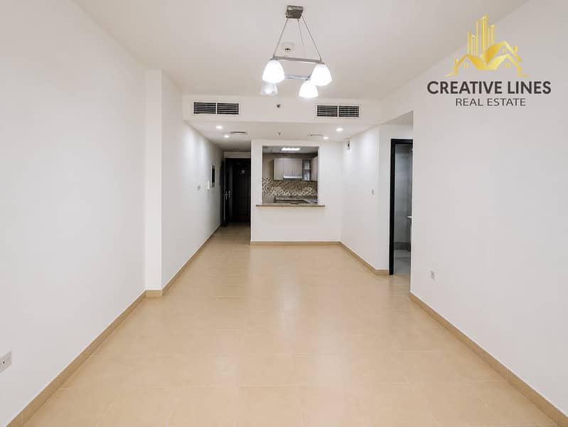 2 f1d244a4-2a7a-48a3-a26b-9bbc50481d79. jpg